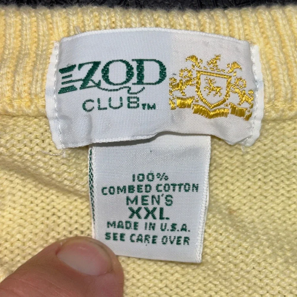 Izod Club Vintage V-Neck Sweater Mens XXL Yellow 100% Combed Cotton Made in USA